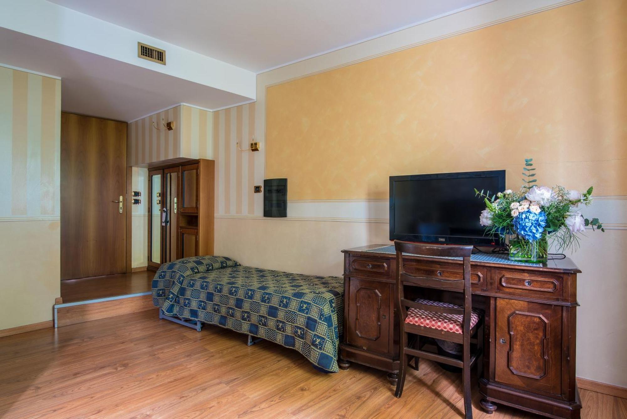 Hotel Porta Del Sole Soiano Del Lago Zewnętrze zdjęcie