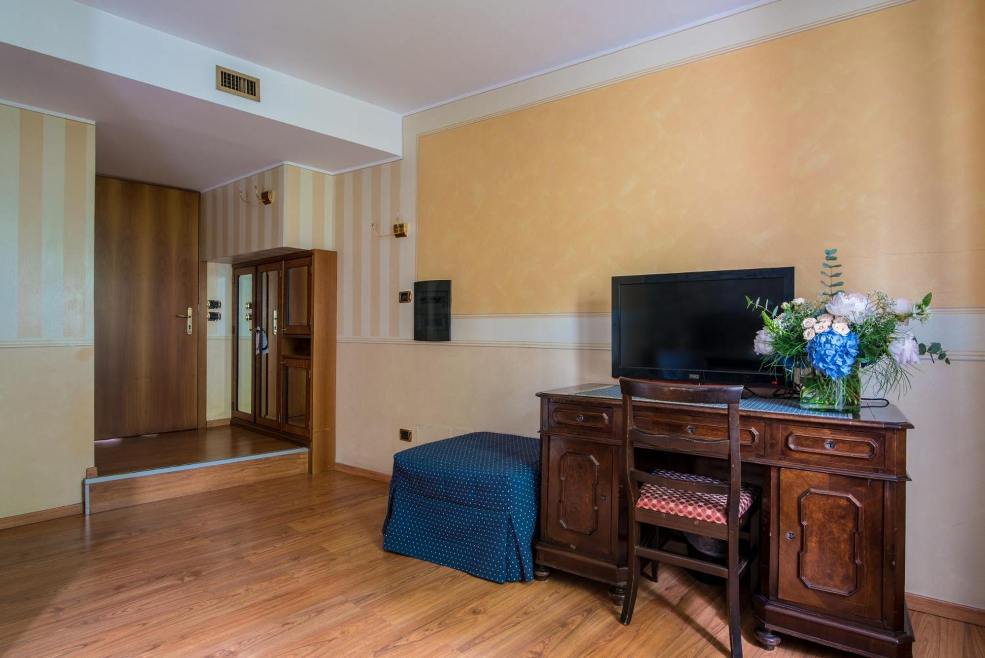 Hotel Porta Del Sole Soiano Del Lago Zewnętrze zdjęcie