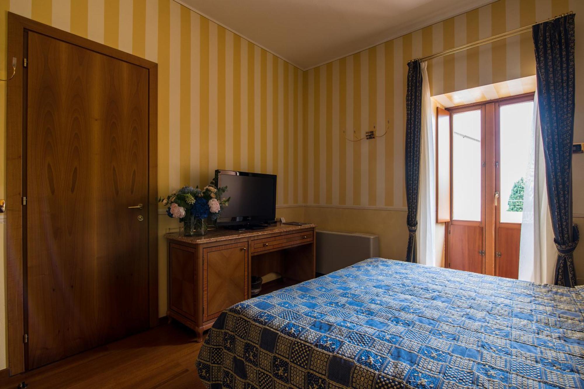 Hotel Porta Del Sole Soiano Del Lago Zewnętrze zdjęcie