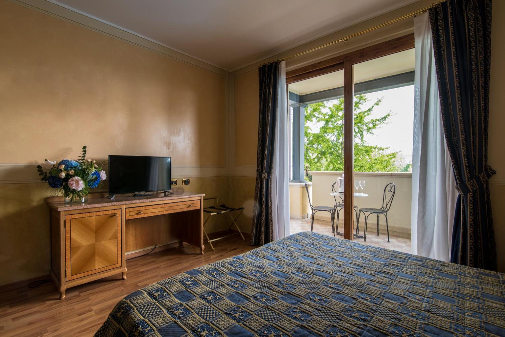 Hotel Porta Del Sole Soiano Del Lago Zewnętrze zdjęcie