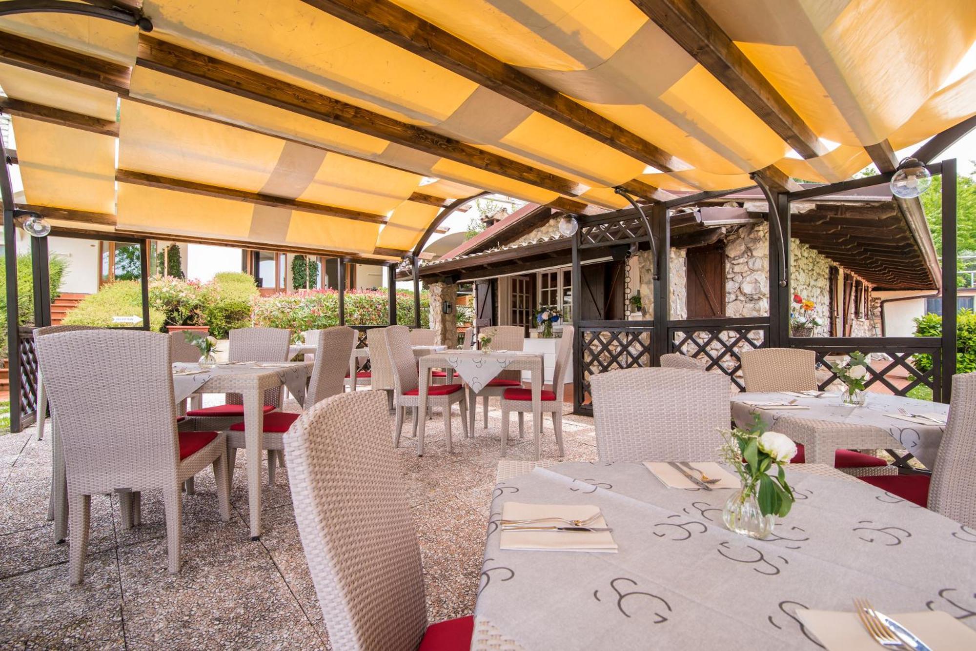 Hotel Porta Del Sole Soiano Del Lago Zewnętrze zdjęcie